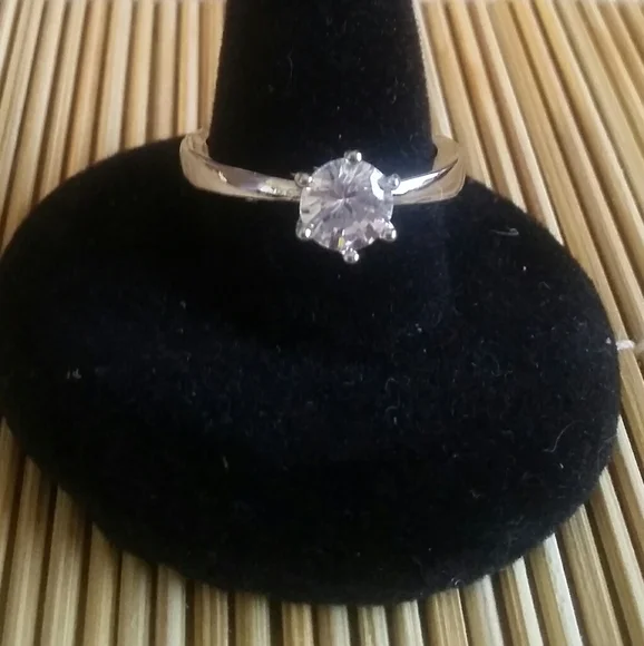 Solitaire Sterling Silver 925 Cubic Zirconia - Picture 2 of 6